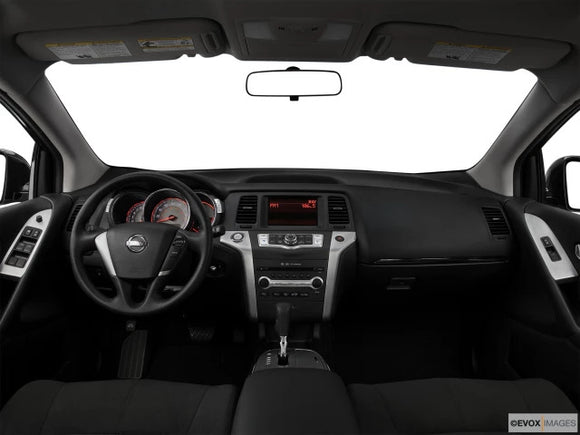 Nissan Murano dashboard